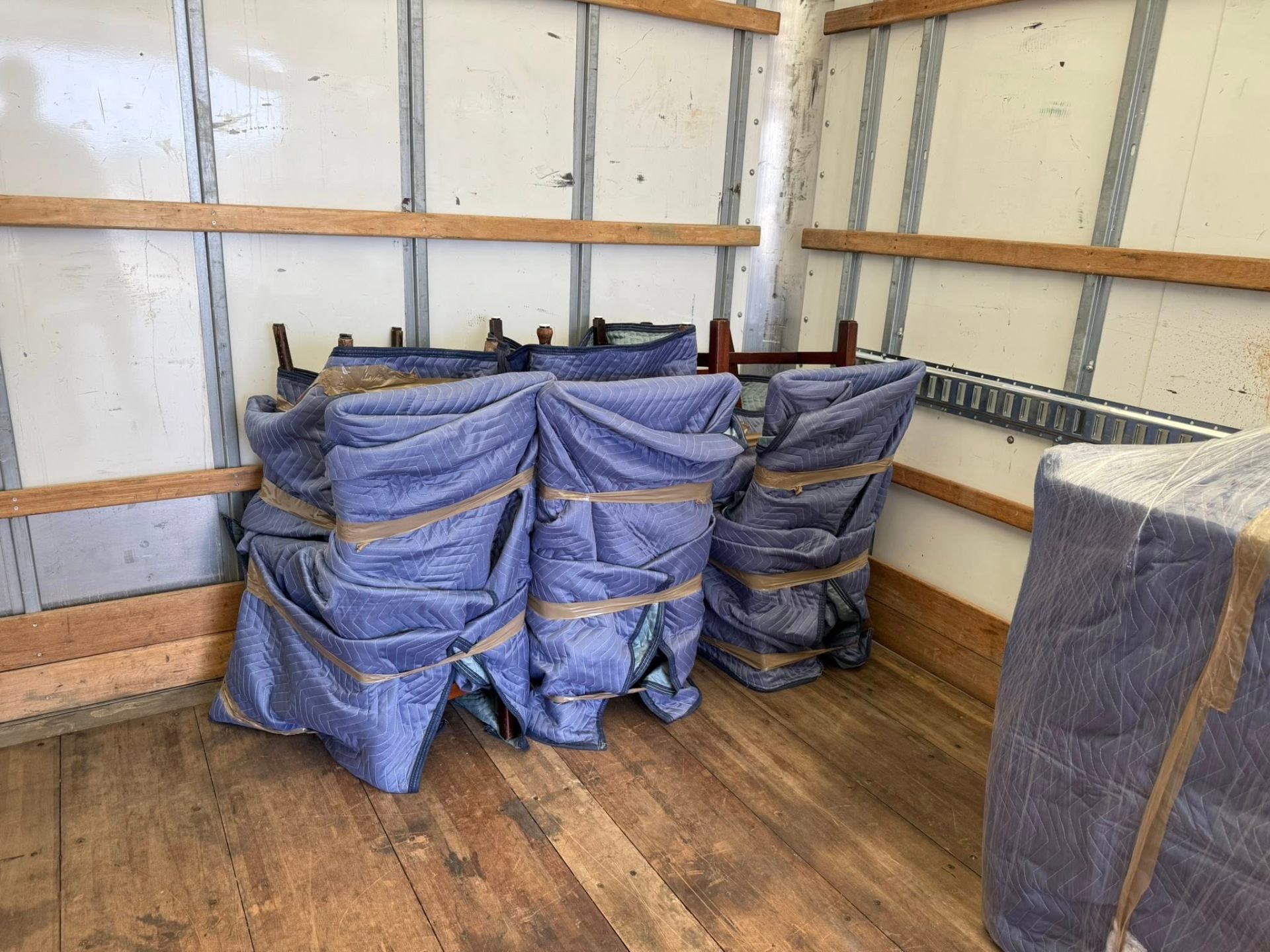 32 moving pads. Every job. Every truck.